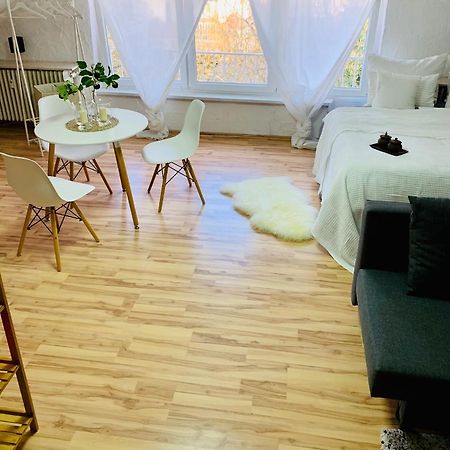 Studio Apartment In Direkter Naehe Zur Uniklinik Homburg 홈부르크 외부 사진