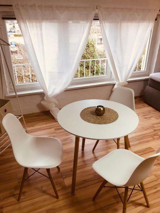 Studio Apartment In Direkter Naehe Zur Uniklinik Homburg 홈부르크 외부 사진