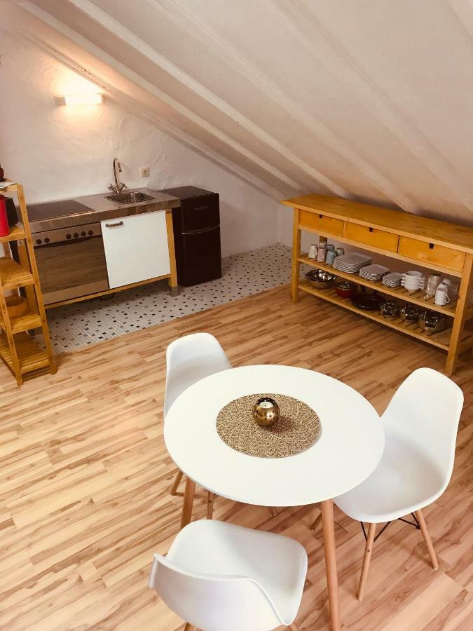 Studio Apartment In Direkter Naehe Zur Uniklinik Homburg 홈부르크 외부 사진