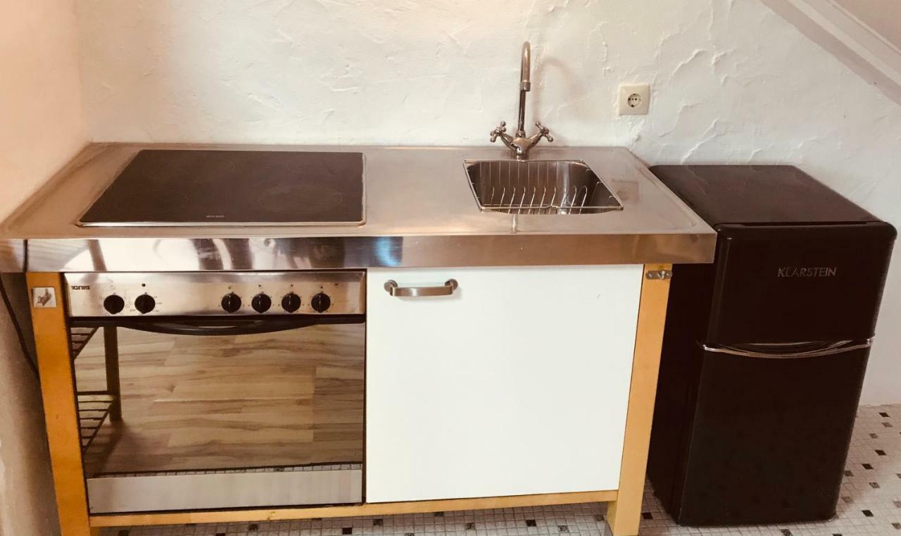 Studio Apartment In Direkter Naehe Zur Uniklinik Homburg 홈부르크 외부 사진